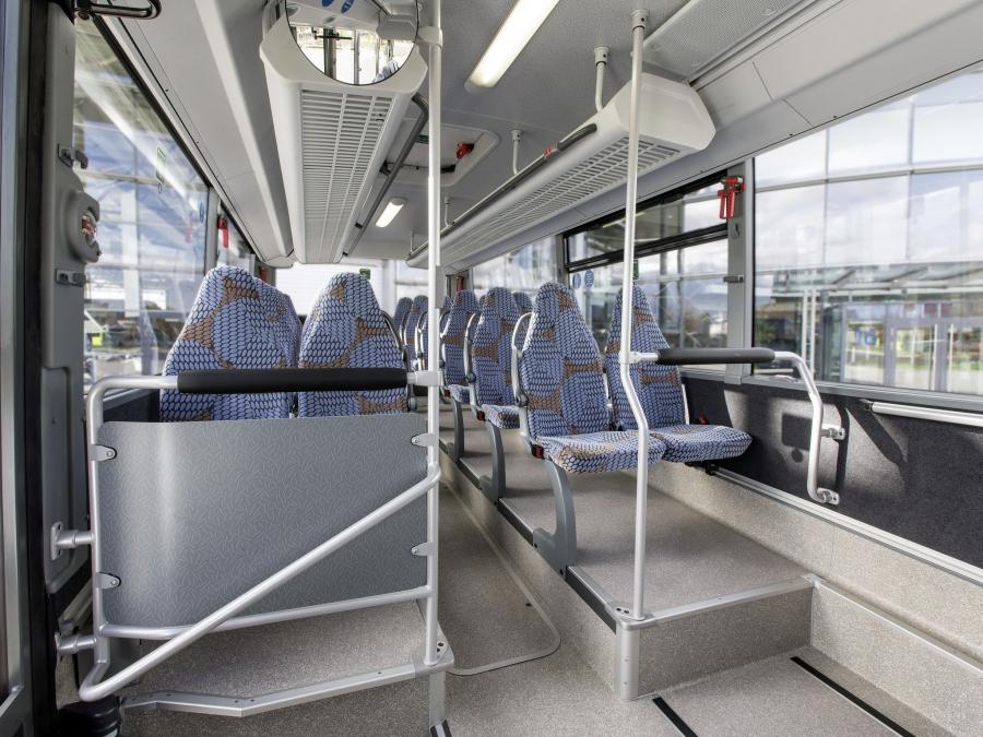  Setra S 415 UL Business 2013 года  (фото 4 из 13)